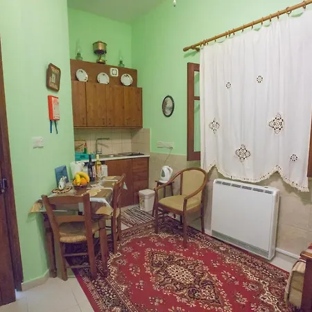 Iosiphis Stonebuilt House *