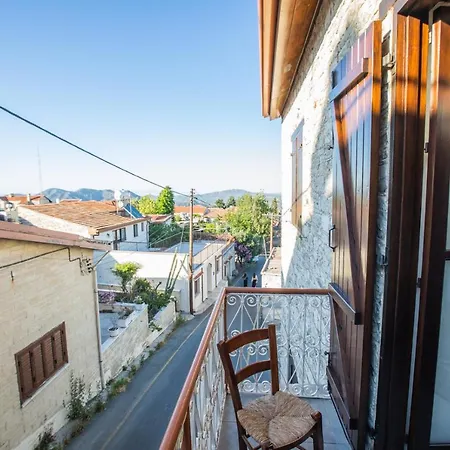 Iosiphis Stonebuilt House 컨트리하우스 파노레프카라