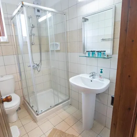 Iosiphis Stonebuilt House