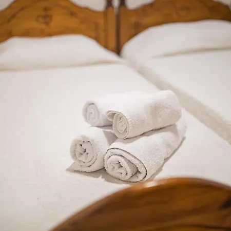 컨트리하우스 Iosiphis Stonebuilt House *