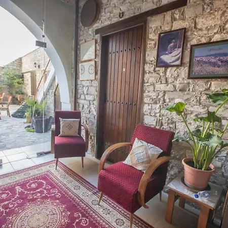 Iosiphis Stonebuilt House * 파노레프카라