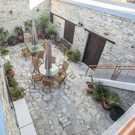 Iosiphis Stonebuilt House *