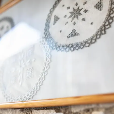 Iosiphis Stonebuilt House *