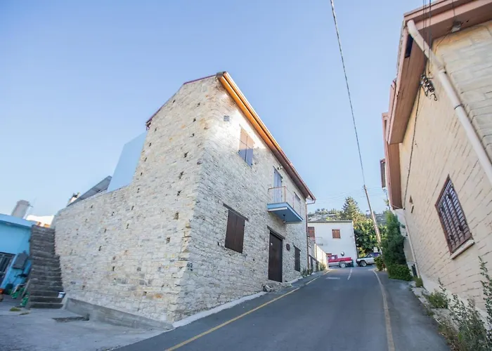 Country house Iosiphis Stonebuilt House *