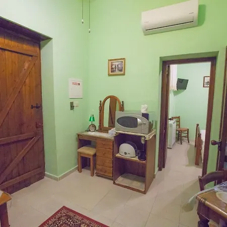 乡村民宿 艾奥斯费斯石头度假屋 班诺卢弗卡拉