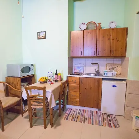 艾奥斯费斯石头度假屋 *