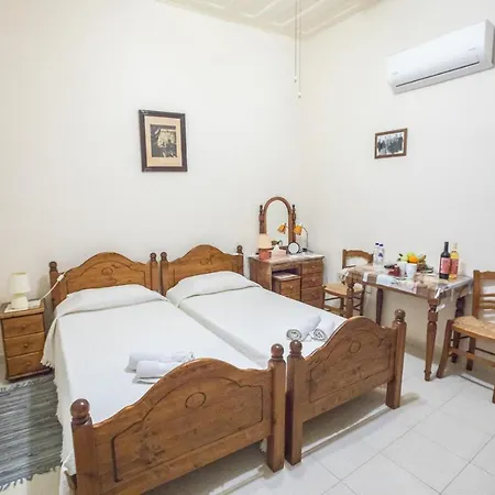 艾奥斯费斯石头度假屋 * 班诺卢弗卡拉