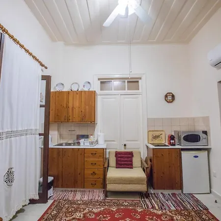 艾奥斯费斯石头度假屋