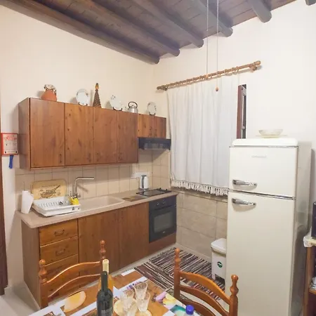 艾奥斯费斯石头度假屋 乡村民宿 班诺卢弗卡拉