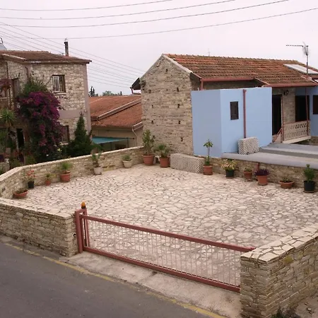 Iosiphis Stonebuilt House 컨트리하우스 파노레프카라