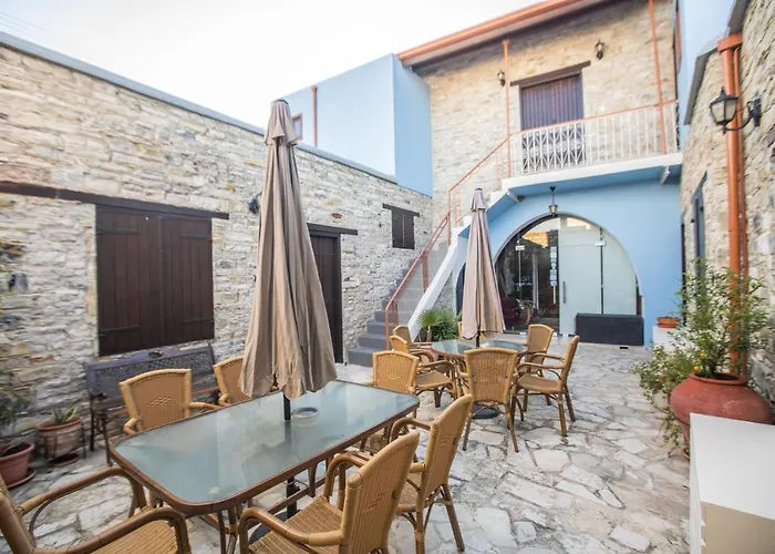 Iosiphis Stonebuilt House *