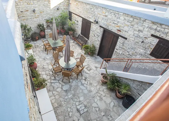 Iosiphis Stonebuilt House *